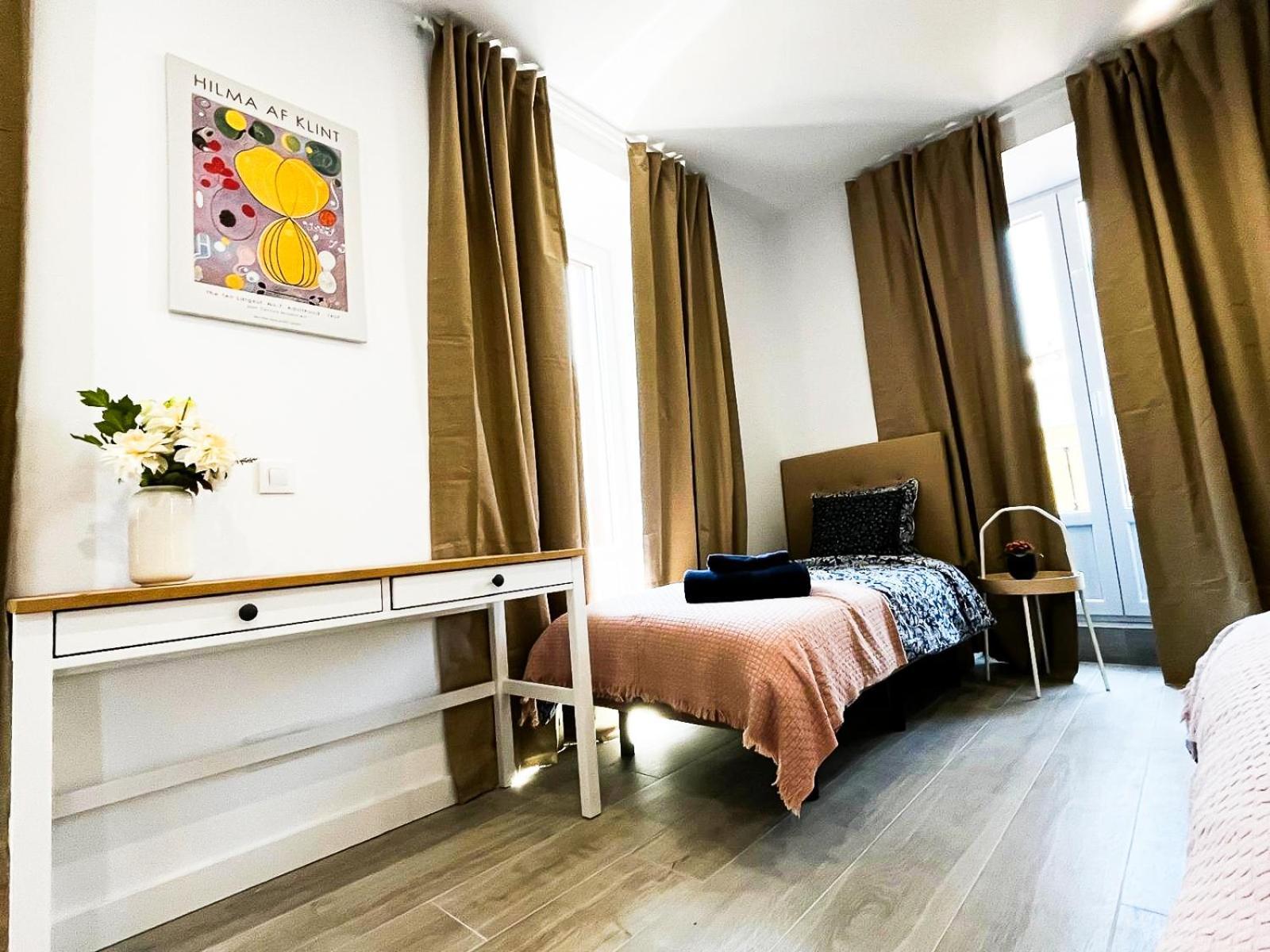 Centric Rooms In Мадрид Экстерьер фото