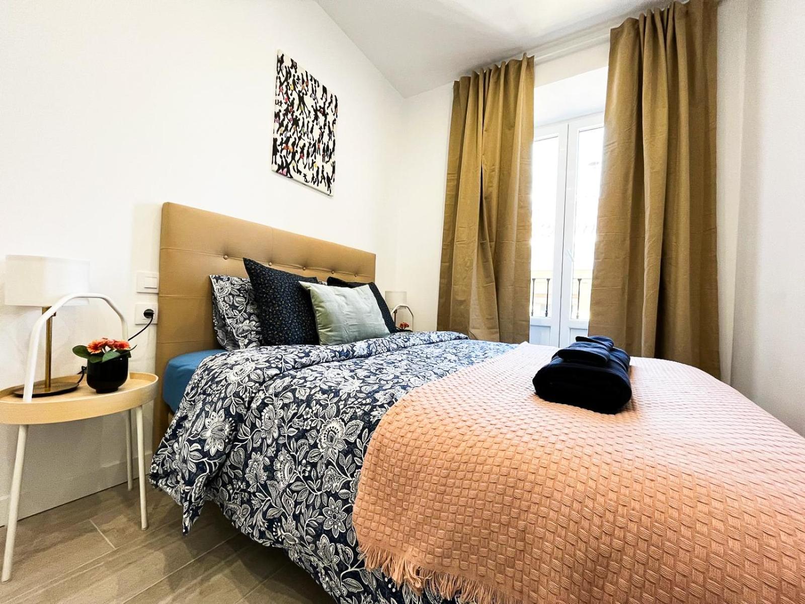 Centric Rooms In Мадрид Экстерьер фото