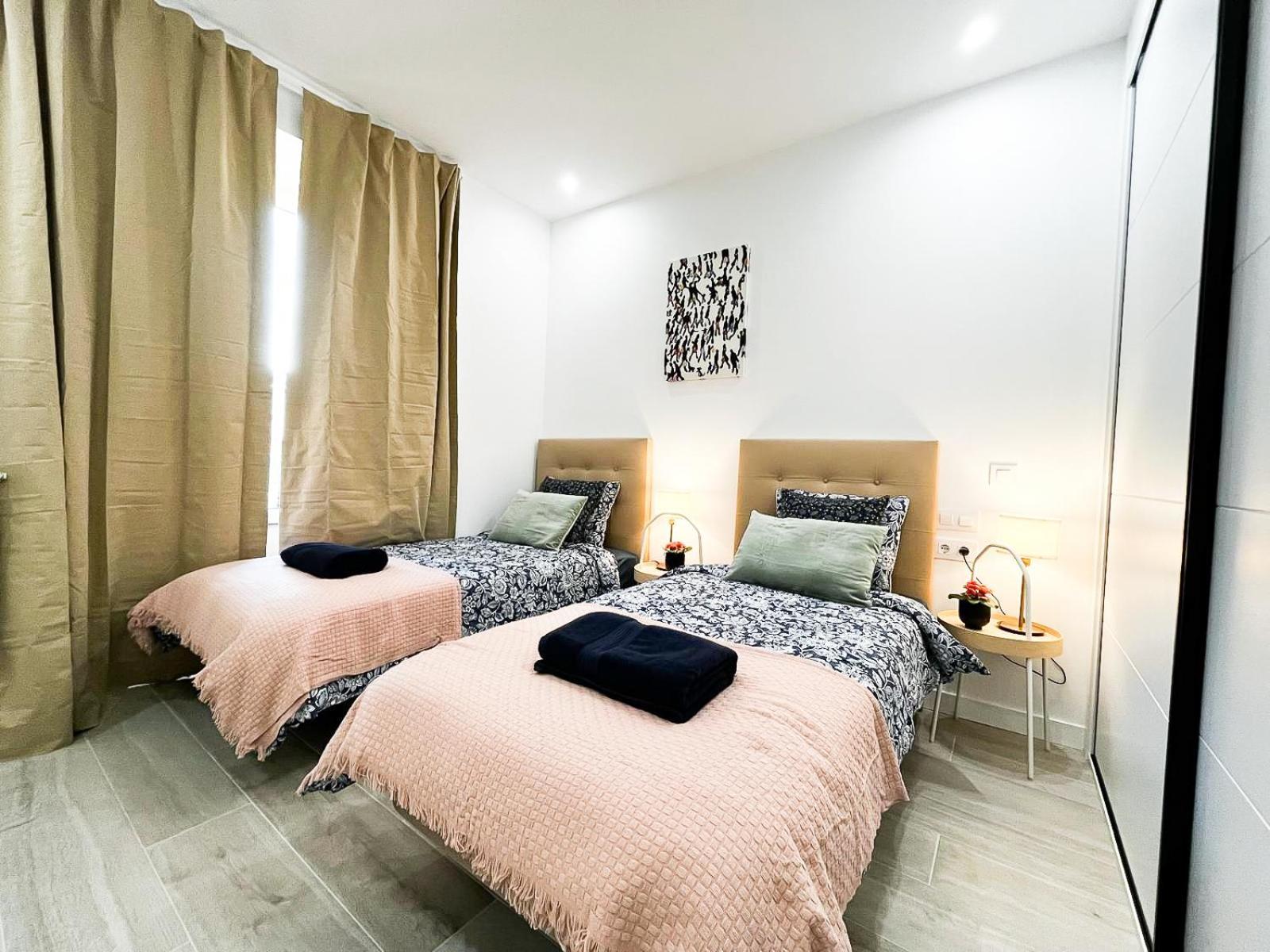 Centric Rooms In Мадрид Экстерьер фото