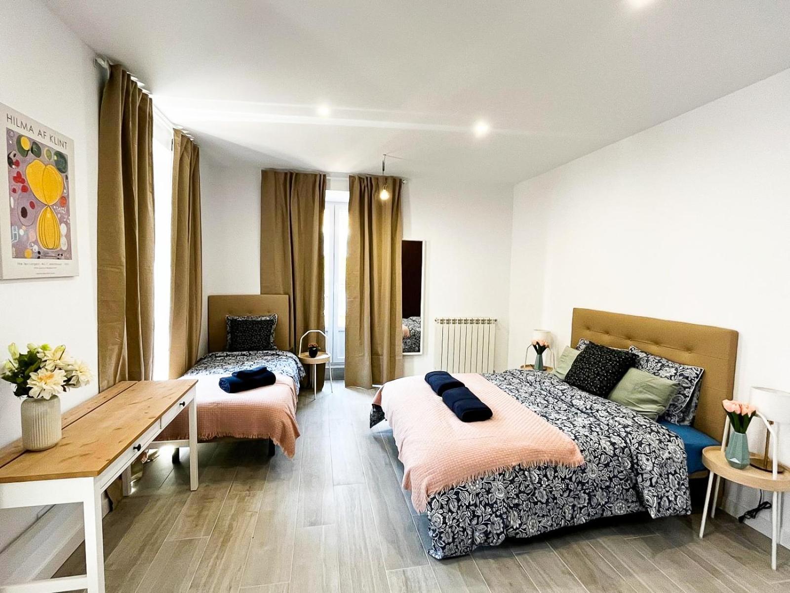 Centric Rooms In Мадрид Экстерьер фото